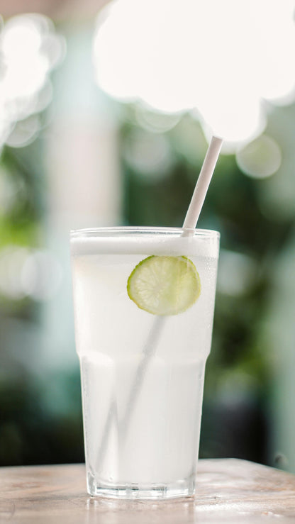 Rigid fiber paper straw in limeade 